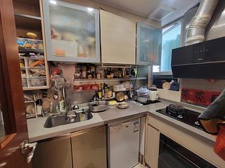 Yau Ma Tei - The Coronation Tower 5 11