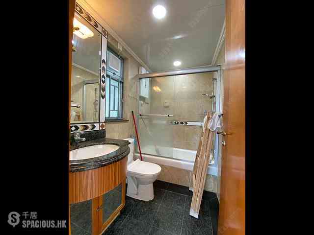 Tiu Keng Leng - Ocean Shores Phase 2 05
