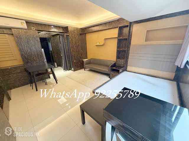 Sheung Wan - 28-30, Queen Street 02