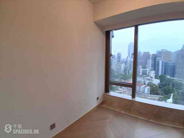 Mid Levels Central - 22A, Kennedy Road 03