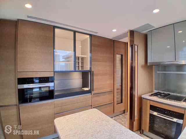 Mid Levels Central - 22A, Kennedy Road 06