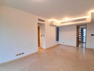 Mid Levels Central - 22A, Kennedy Road 08
