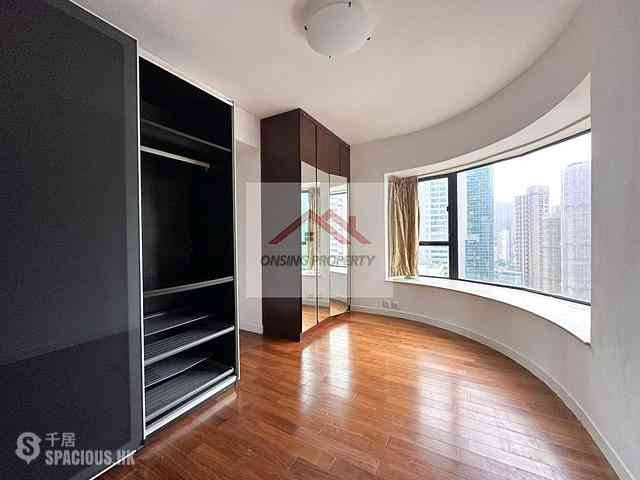 Happy Valley - Celeste Court 04