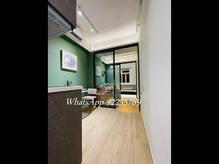Sheung Wan - 114, Des Voeux Road West 02