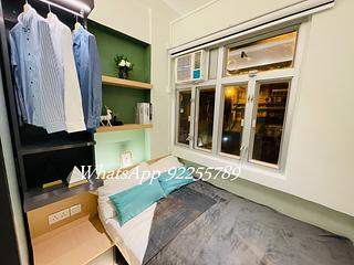 Sheung Wan - 114, Des Voeux Road West 03