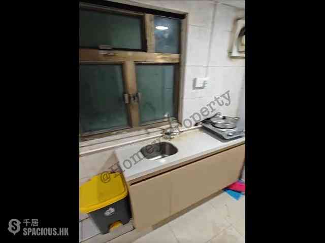 Mong Kok - Chun Yee Building 06