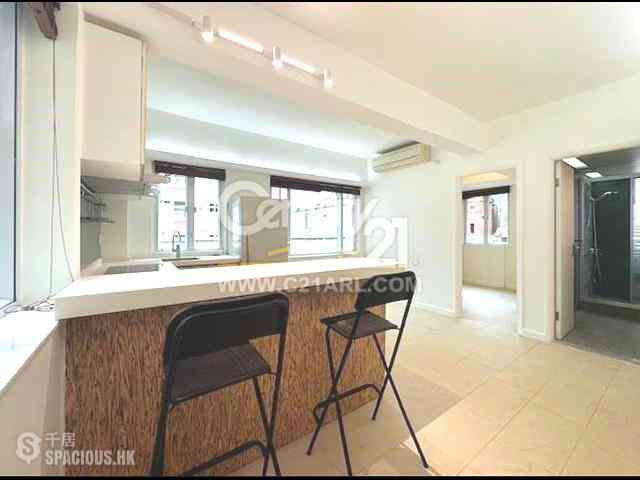 Wan Chai - Sau Wah Court 03