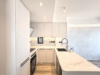 Kennedy Town - University Heights 12