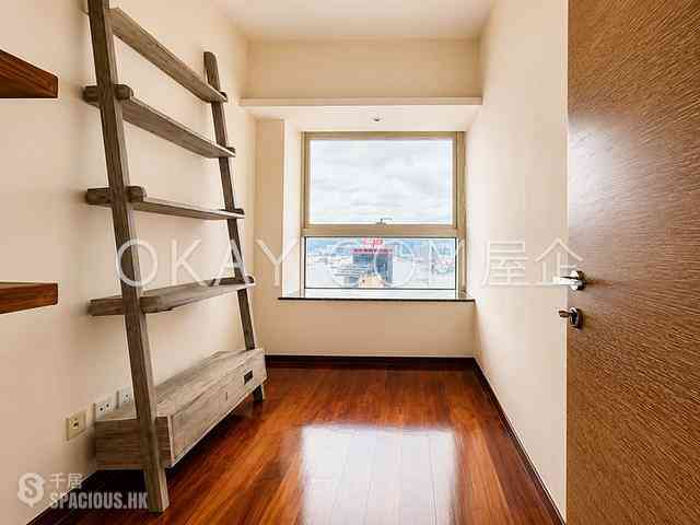 Soho - Centrestage 19