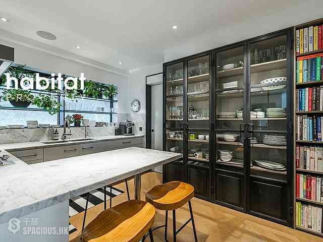 山頂 - Guildford Court 07