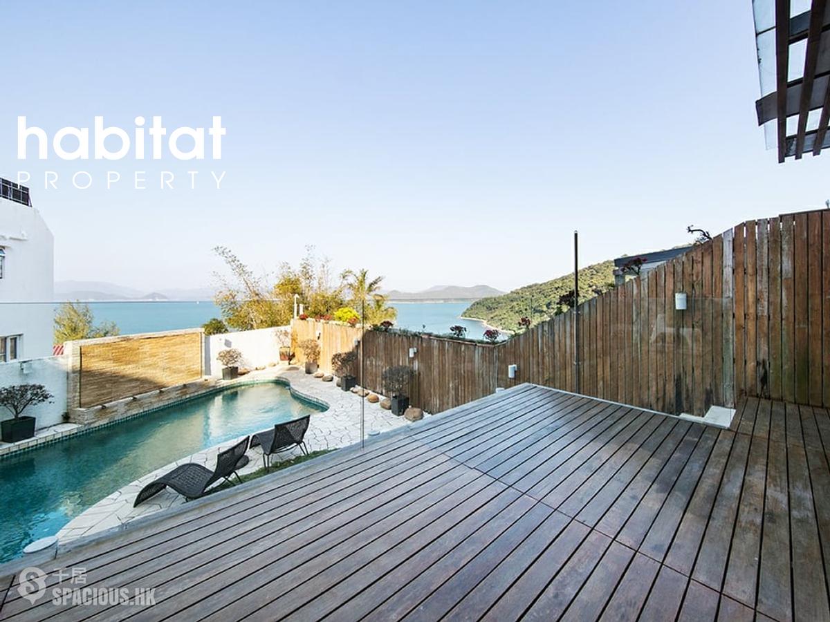 Clear Water Bay - Silver View Lodge 01