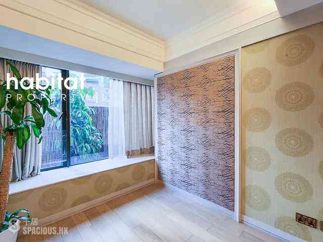 Sai Ying Pun - The Babington 12