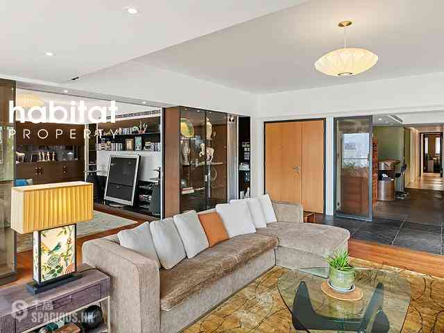 Mid Levels Central - Yale Lodge 03