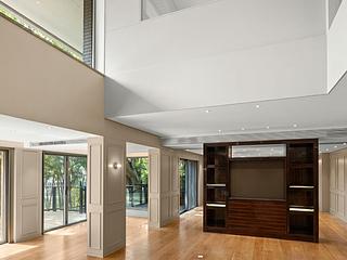 Shouson Hill - Yue Hing Court 13