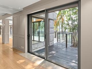 Shouson Hill - Yue Hing Court 15