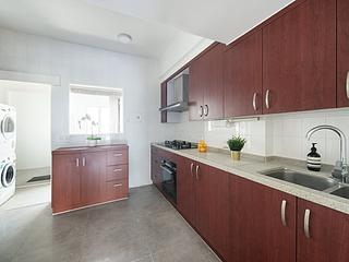 Chung Hom Kok - 30-36, Horizon Drive 12