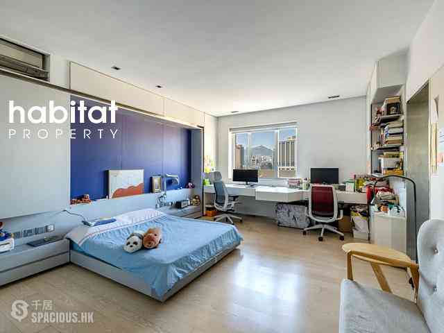Causeway Bay - Fontana Gardens 14