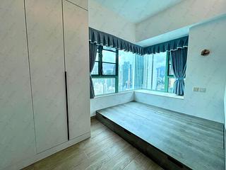 Wan Chai - Royal Court 11
