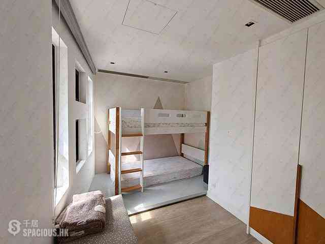Mid Levels Central - Birchwood Place 11