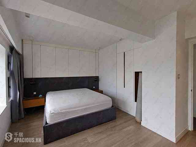 Mid Levels Central - Birchwood Place 14