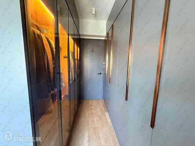 Mid Levels Central - Birchwood Place 25