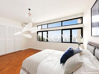Chung Hom Kok - Coral Villas 09