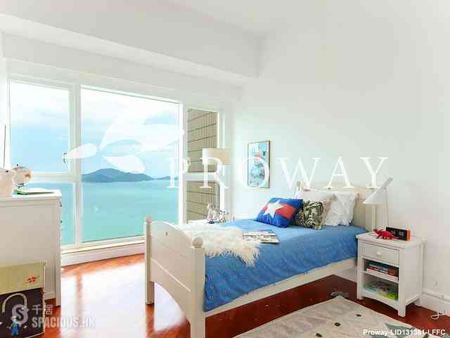 Repulse Bay - Fairmount Terrace 09
