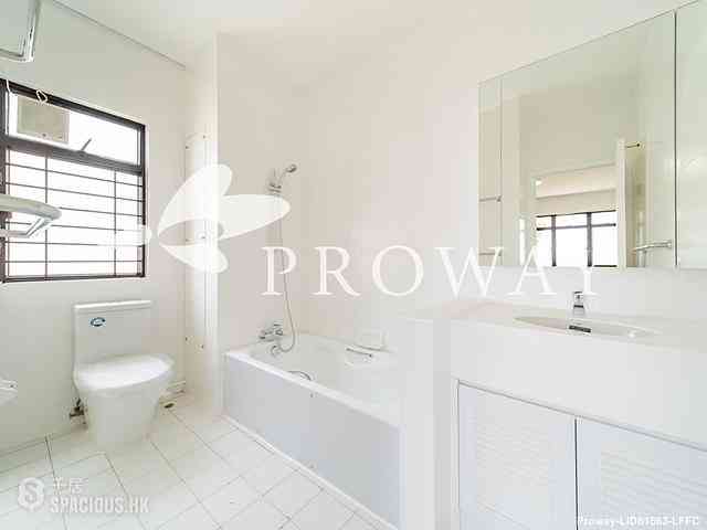 Pok Fu Lam - Pine Grove Block 4 06