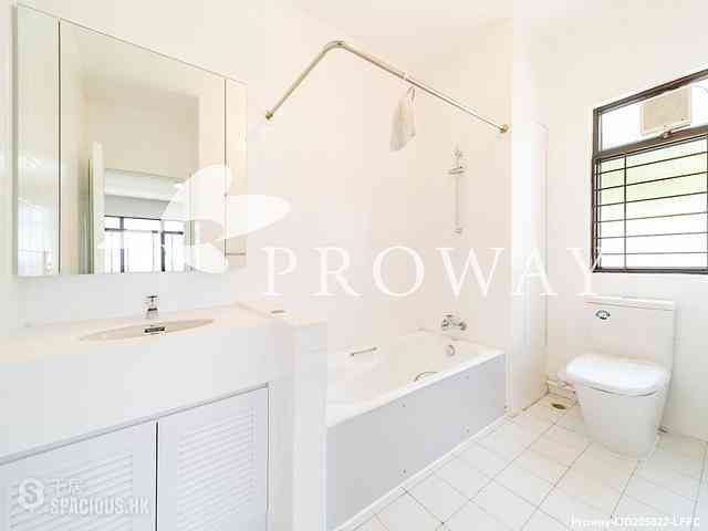 Pok Fu Lam - Pine Grove Block 4 06