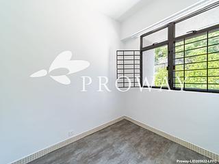 Pok Fu Lam - Pine Grove Block 4 12