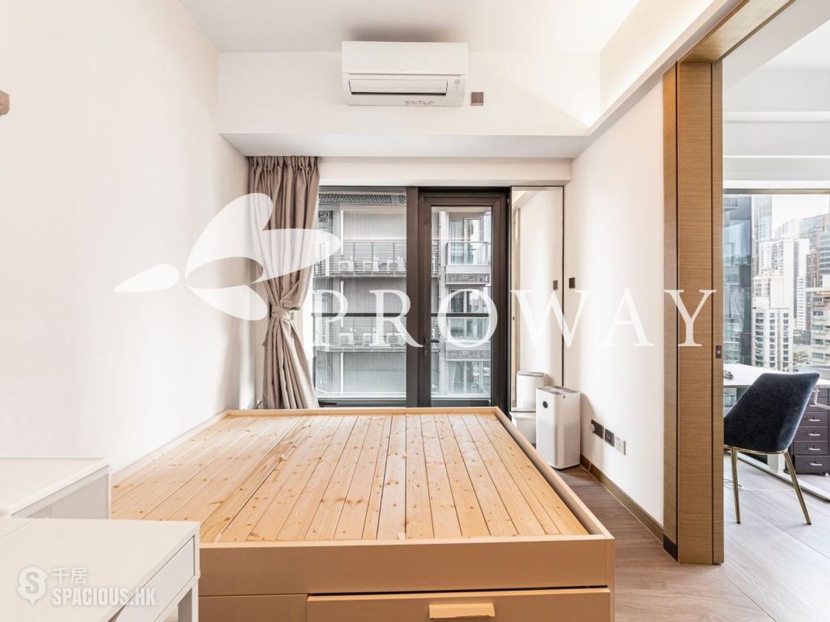 Sai Ying Pun - One・Artlane 01