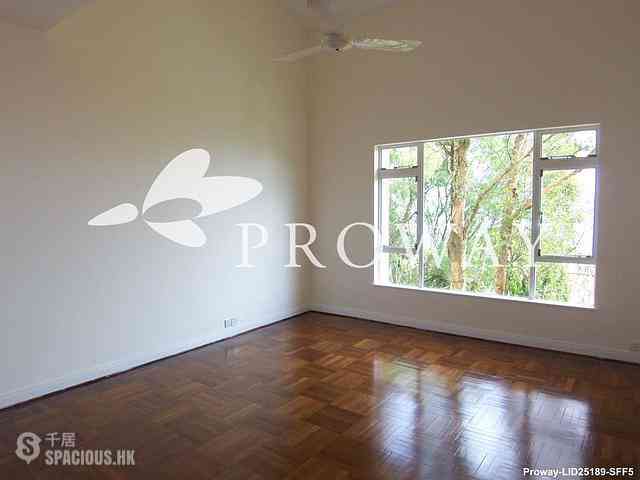 The Peak - Strawberry Hill 08