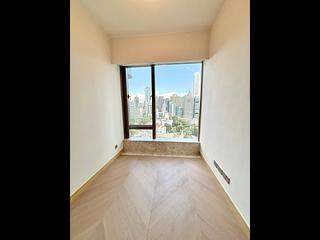 Mid Levels Central - 22A, Kennedy Road 11