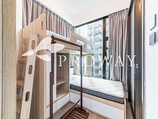 Sai Ying Pun - Two・Artlane 05