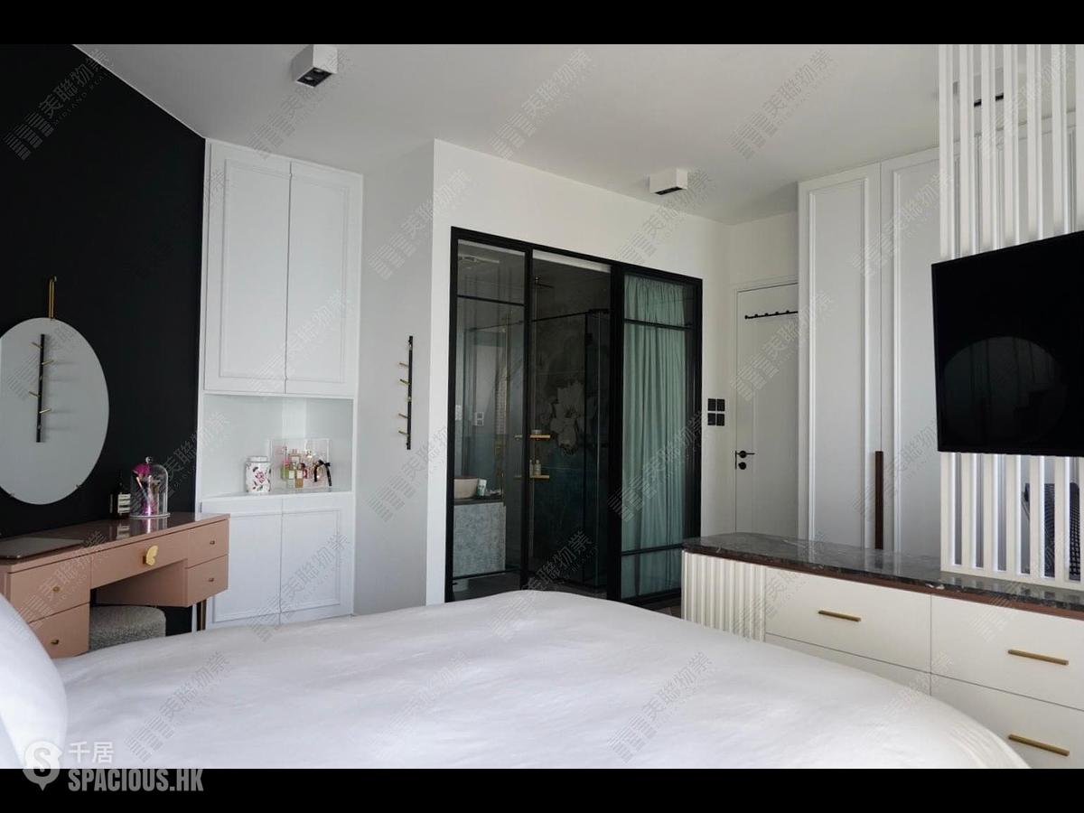West Kowloon - Sorrento Phase 1 01