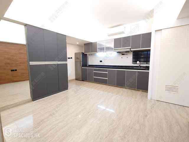 Kennedy Town - Jade Court 09