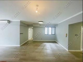 Mid Levels Central - Clovelly Court 02
