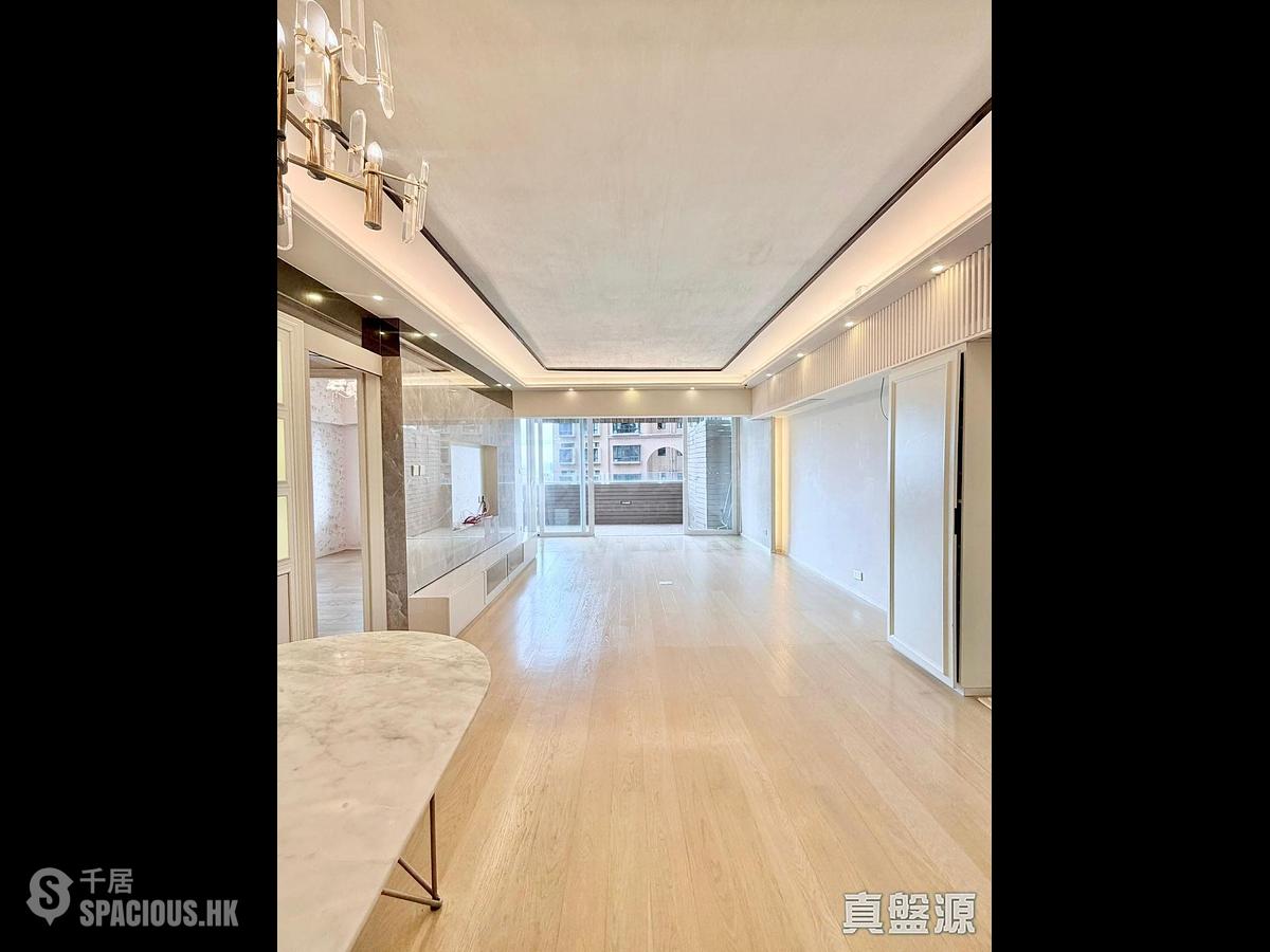 Mid Levels West - Realty Gardens Paris Court (Block 2) Paris Court 01
