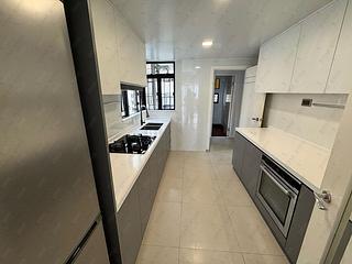 Mid Levels Central - The Grand Panorama Block 4 02