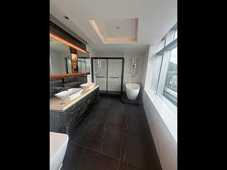Wong Chuk Hang - Marinella Block 2 08