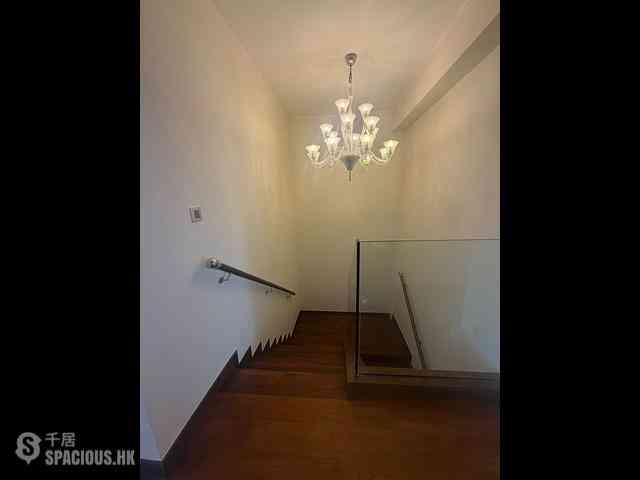 Wong Chuk Hang - Marinella Block 2 09