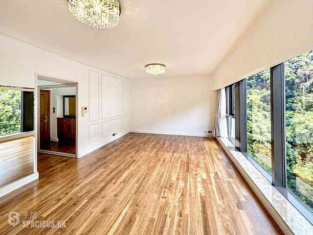 Mid Levels Central - Tavistock II 06