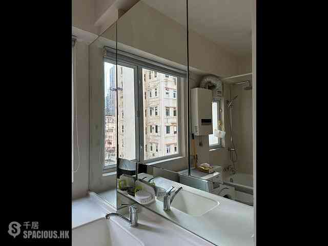Wan Chai - Wealthy Mansion 12
