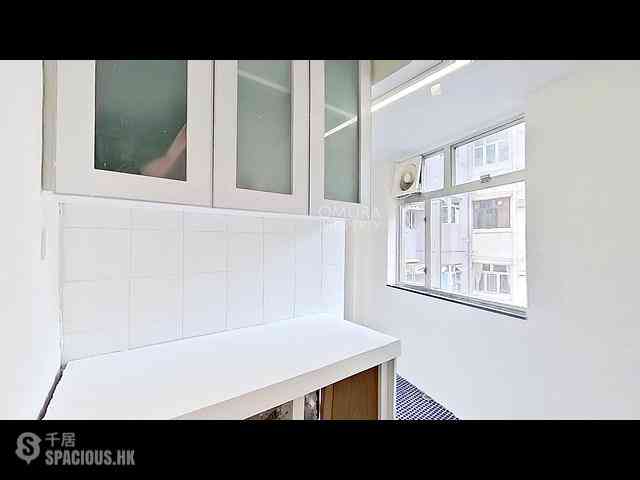 Soho - 52, Elgin Street 07