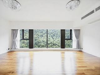 Mid Levels Central - Tavistock II 02