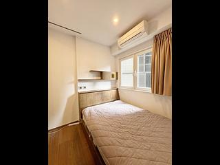 Mid Levels Central - Windsor Court 03