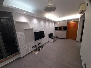 Sheung Wan - Queen's Terrace Block 1 04
