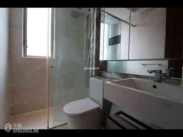 Wan Chai - The Avenue Phase 2 05