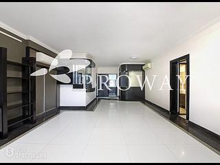 Mid Levels West - Parkway Court Block B 03