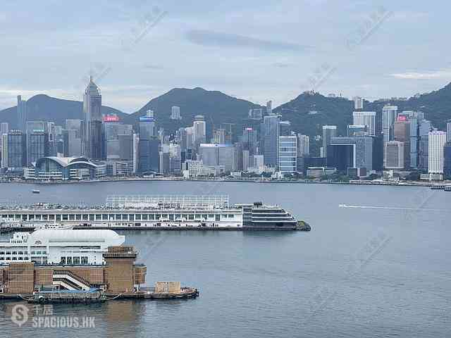 West Kowloon - The Arch Moon Tower (Block 2A) 01